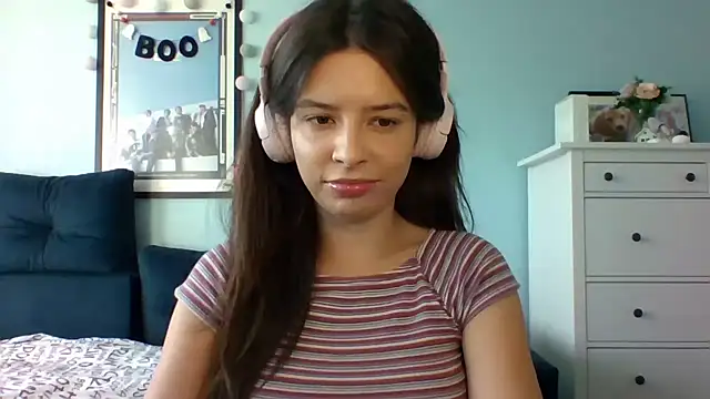 Snapshot of LariceSexy chatting on September 23, 2025, 12:08 pm LariceSexy online show from September 23, 2025, 12:08 pm