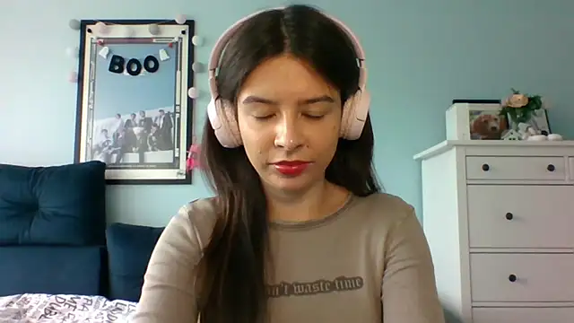 Snapshot of LariceSexy chatting on September 30, 2025, 12:10 pm LariceSexy online show from September 30, 2025, 12:10 pm