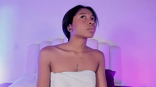 Snapshot of Zaira_Rose_ chatting on September 11, 2025, 12:49 pm Zaira Rose online show from September 11, 2025, 12:49 pm