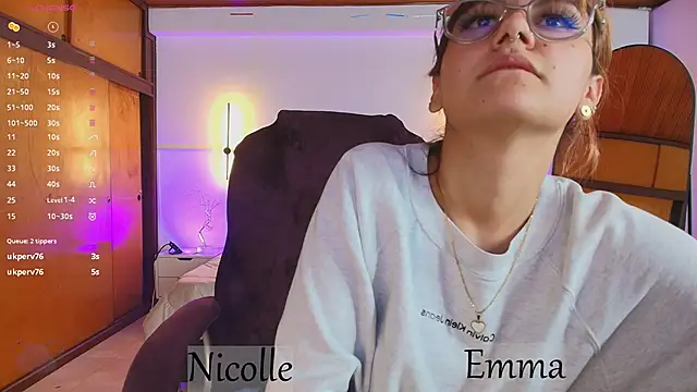 Snapshot of _Emma11 chatting on February 14, 2025, 8:05 pm Emma11 online show from February 14, 2025, 8:05 pm