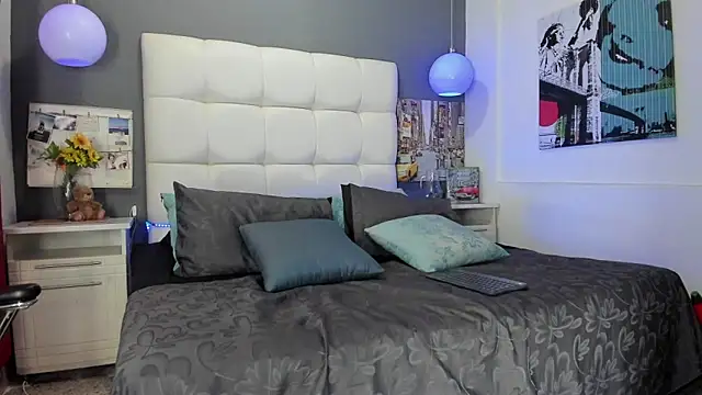 Snapshot of Thomas_May4rs chatting on February 27, 2025, 4:09 am Thomas May4rs online show from February 27, 2025, 4:09 am