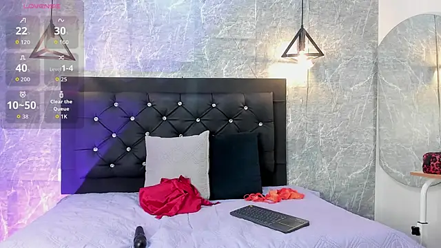 Snapshot of emberhodson chatting on September 30, 2025, 11:26 am emberhodson online show from September 30, 2025, 11:26 am