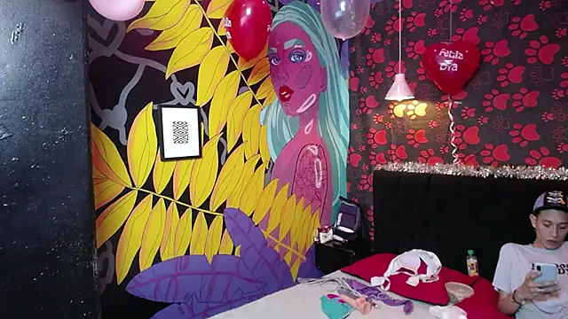 Snapshot of SimonAndJocelyn chatting on February 16, 2025, 10:21 pm SimonAndJocelyn online show from February 16, 2025, 10:21 pm