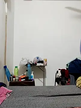 Snapshot of Hot_funky_boy chatting on February 17, 2025, 12:59 pm Hot funky boy online show from February 17, 2025, 12:59 pm