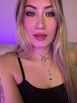 Snapshot of Lally_Valencia__ chatting on March 15, 2025, 5:41 am Lally Valencia   online show from March 15, 2025, 5:41 am