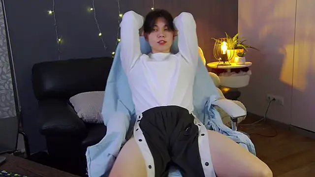 Snapshot of just_gay_ chatting on February 14, 2025, 9:10 pm just gay online show from February 14, 2025, 9:10 pm