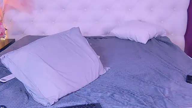 Snapshot of just_gay_ chatting on March 15, 2025, 7:38 pm just gay online show from March 15, 2025, 7:38 pm