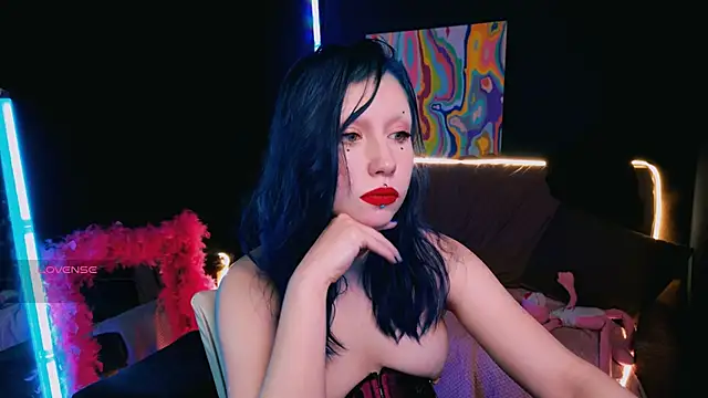 Snapshot of Bibi_Iva chatting on March 5, 2025, 7:06 pm Bibi Iva online show from March 5, 2025, 7:06 pm