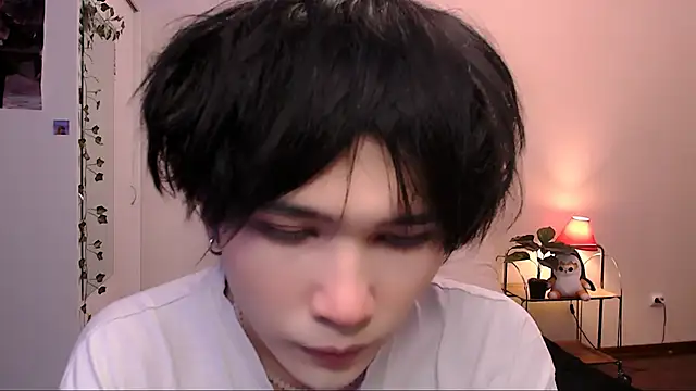 Snapshot of rennnuts chatting on September 13, 2025, 12:05 pm rennnuts online show from September 13, 2025, 12:05 pm