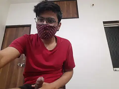 Snapshot of kk77102 chatting on February 23, 2025, 7:07 pm kk77102 online show from February 23, 2025, 7:07 pm