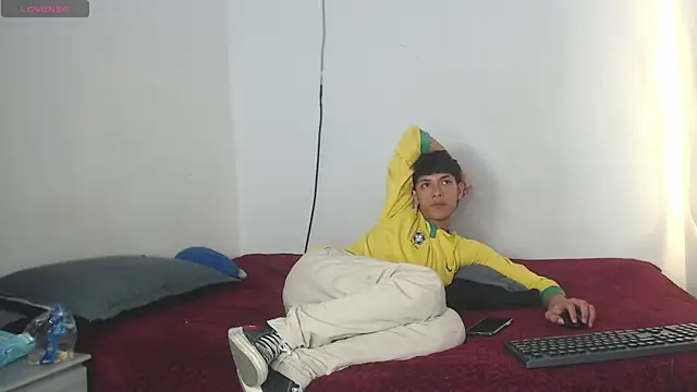 Snapshot of the_murderer chatting on March 18, 2025, 5:20 am the murderer online show from March 18, 2025, 5:20 am