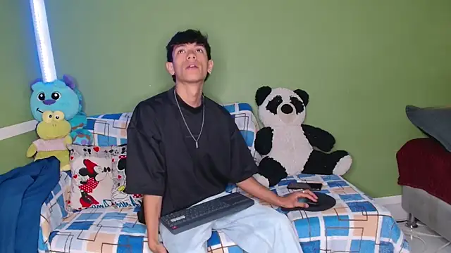 Snapshot of the_murderer chatting on November 3, 2025, 2:51 pm the murderer online show from November 3, 2025, 2:51 pm