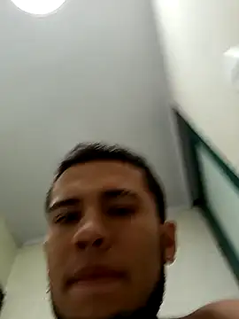 Snapshot of baby-buu chatting on March 9, 2025, 9:35 am baby-buu online show from March 9, 2025, 9:35 am