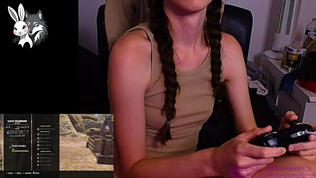 Snapshot of BadBunnyXWolfyLive chatting on September 12, 2025, 11:10 am BadBunnyXWolfyLive online show from September 12, 2025, 11:10 am