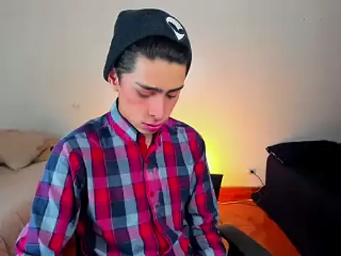 Snapshot of steve__gray chatting on February 16, 2025, 2:10 pm steve gray online show from February 16, 2025, 2:10 pm