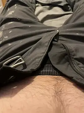 Snapshot of Funtims999 chatting on February 11, 2025, 9:35 pm Funtims999 online show from February 11, 2025, 9:35 pm