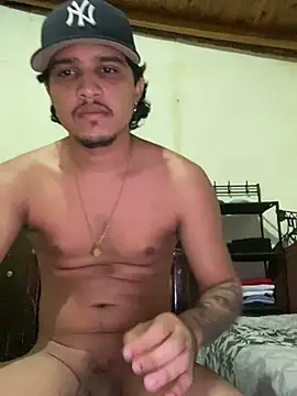 Snapshot of daniel6916 chatting on February 26, 2025, 4:14 am daniel6916 online show from February 26, 2025, 4:14 am