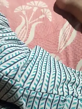 Snapshot of simrun70 chatting on September 28, 2025, 11:54 pm simrun70 online show from September 28, 2025, 11:54 pm