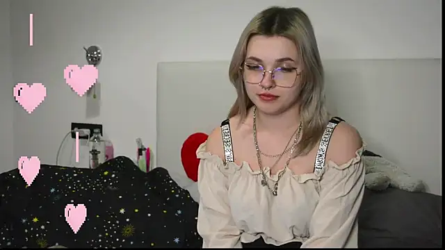 lollylina online show from February 14, 2025, 8:59 pm