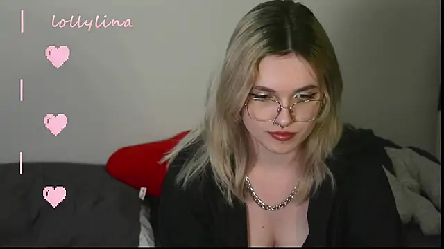 lollylina online show from March 1, 2025, 9:37 pm
