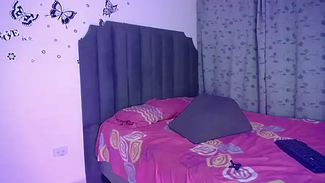 Snapshot of moree_Queen chatting on March 19, 2025, 11:50 am moree Queen online show from March 19, 2025, 11:50 am