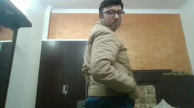 Snapshot of innocentboy1987 chatting on March 11, 2025, 6:53 am innocentboy1987 online show from March 11, 2025, 6:53 am