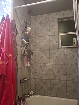 Snapshot of ShysluutGia chatting on September 19, 2025, 5:09 am ShysluutGia online show from September 19, 2025, 5:09 am