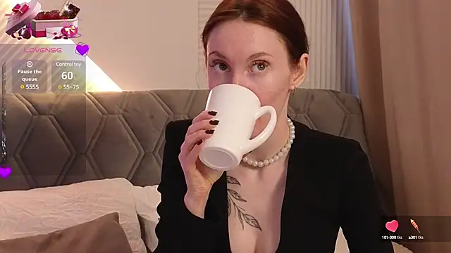 Snapshot of JoYung chatting on February 25, 2025, 4:24 am JoYung online show from February 25, 2025, 4:24 am