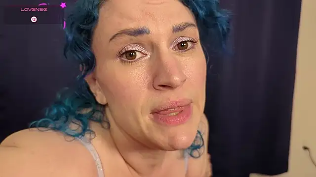 CupcakeCravings online show from February 18, 2025, 3:42 am