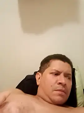 Snapshot of machoactivo1 chatting on February 13, 2025, 9:09 am machoactivo1 online show from February 13, 2025, 9:09 am