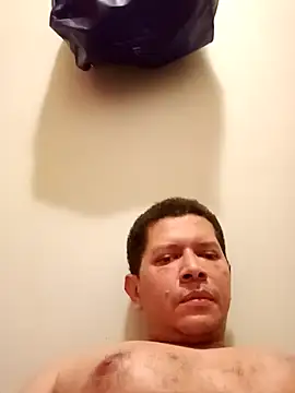 Snapshot of machoactivo1 chatting on February 24, 2025, 5:54 am machoactivo1 online show from February 24, 2025, 5:54 am