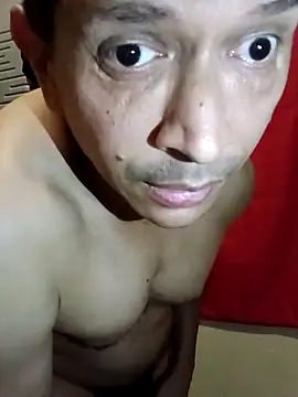 Snapshot of machoactivo1 chatting on October 5, 2025, 8:23 am machoactivo1 online show from October 5, 2025, 8:23 am