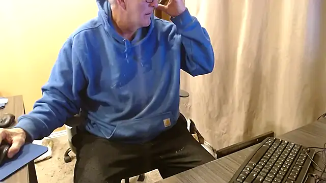 Snapshot of olderandwiser2 chatting on March 3, 2025, 2:37 pm olderandwiser2 online show from March 3, 2025, 2:37 pm