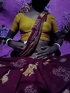 Snapshot of CuteRani001 chatting on September 19, 2025, 3:34 pm CuteRani001 online show from September 19, 2025, 3:34 pm