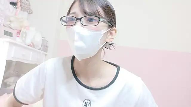 -nyanko- online show from October 3, 2025, 8:17 pm