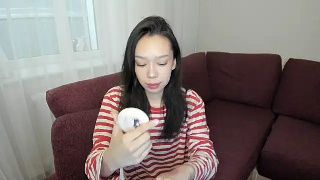 Snapshot of CherryMolly chatting on September 25, 2025, 12:36 am CherryMolly online show from September 25, 2025, 12:36 am