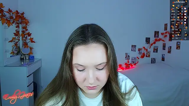 Snapshot of EmilyxxGraces chatting on September 29, 2025, 11:53 pm EmilyxxGraces online show from September 29, 2025, 11:53 pm