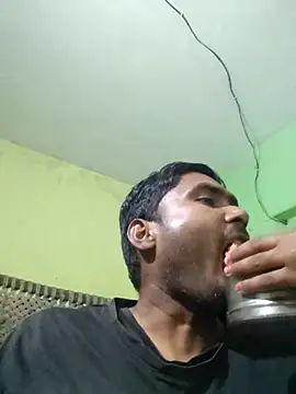 Snapshot of ccuteboyyyy chatting on February 26, 2025, 2:57 pm ccuteboyyyy online show from February 26, 2025, 2:57 pm