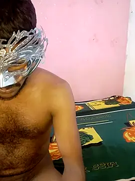 Snapshot of slskinny1 chatting on September 10, 2025, 5:18 am slskinny1 online show from September 10, 2025, 5:18 am