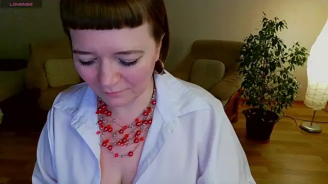 Snapshot of LizaMilfa chatting on February 21, 2025, 4:16 pm LizaMilfa online show from February 21, 2025, 4:16 pm