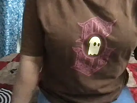 Snapshot of Meryl_Stripppp chatting on September 21, 2025, 5:36 pm Meryl Stripppp online show from September 21, 2025, 5:36 pm