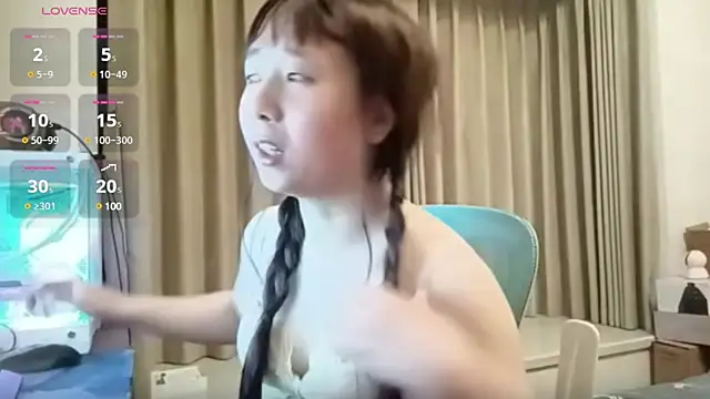 Snapshot of chenyunan chatting on February 20, 2025, 3:41 pm chenyunan online show from February 20, 2025, 3:41 pm