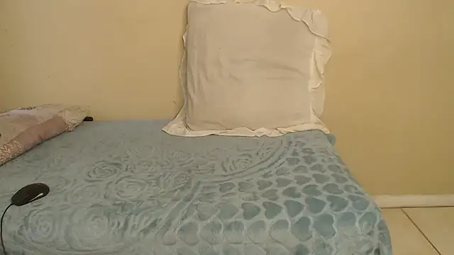 Snapshot of PinkMagic chatting on September 9, 2025, 1:43 pm PinkMagic online show from September 9, 2025, 1:43 pm