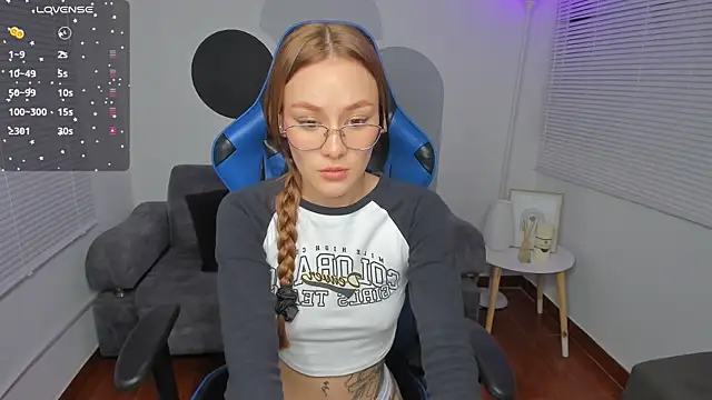 Snapshot of Elizabeth_sarmiento chatting on February 28, 2025, 9:55 pm Elizabeth sarmiento online show from February 28, 2025, 9:55 pm