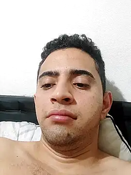 Snapshot of Chesco2001 chatting on October 31, 2025, 10:55 pm Chesco2001 online show from October 31, 2025, 10:55 pm