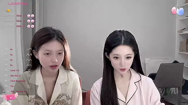 Snapshot of YaYa-521 chatting on September 27, 2025, 11:43 pm YaYa-521 online show from September 27, 2025, 11:43 pm