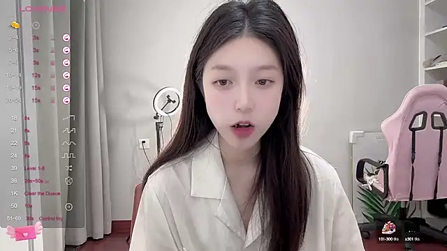 Snapshot of YaYa-521 chatting on October 11, 2025, 10:14 am YaYa-521 online show from October 11, 2025, 10:14 am