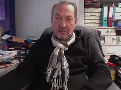 Snapshot of HMStraps01 chatting on January 16, 2025, 1:36 pm HMStraps01 online show from January 16, 2025, 1:36 pm