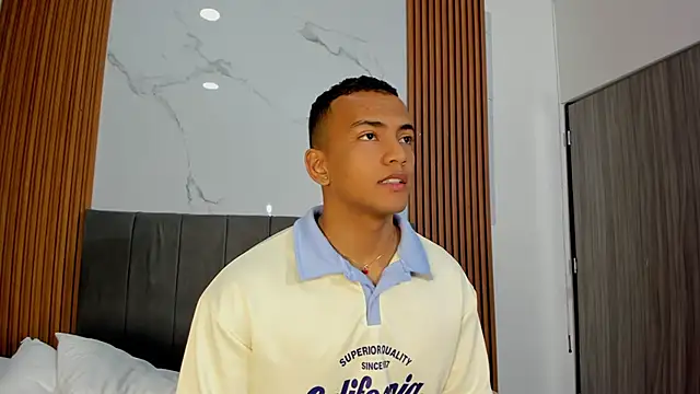 Snapshot of Rafa2004Cruz chatting on October 12, 2025, 2:49 pm Rafa2004Cruz online show from October 12, 2025, 2:49 pm