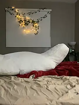 Snapshot of PersianCream77 chatting on February 21, 2025, 10:07 am PersianCream77 online show from February 21, 2025, 10:07 am